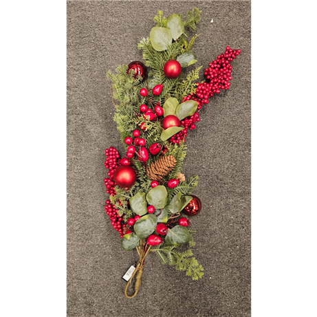 Garland w/red balls