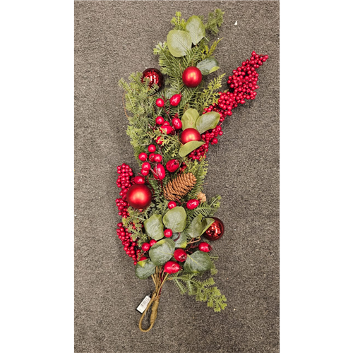 Garland w/red balls