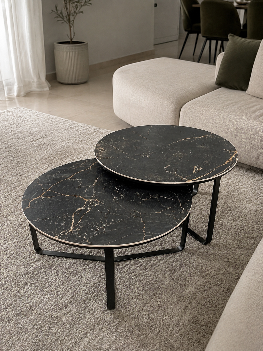 Black and gold porcelain coffee table