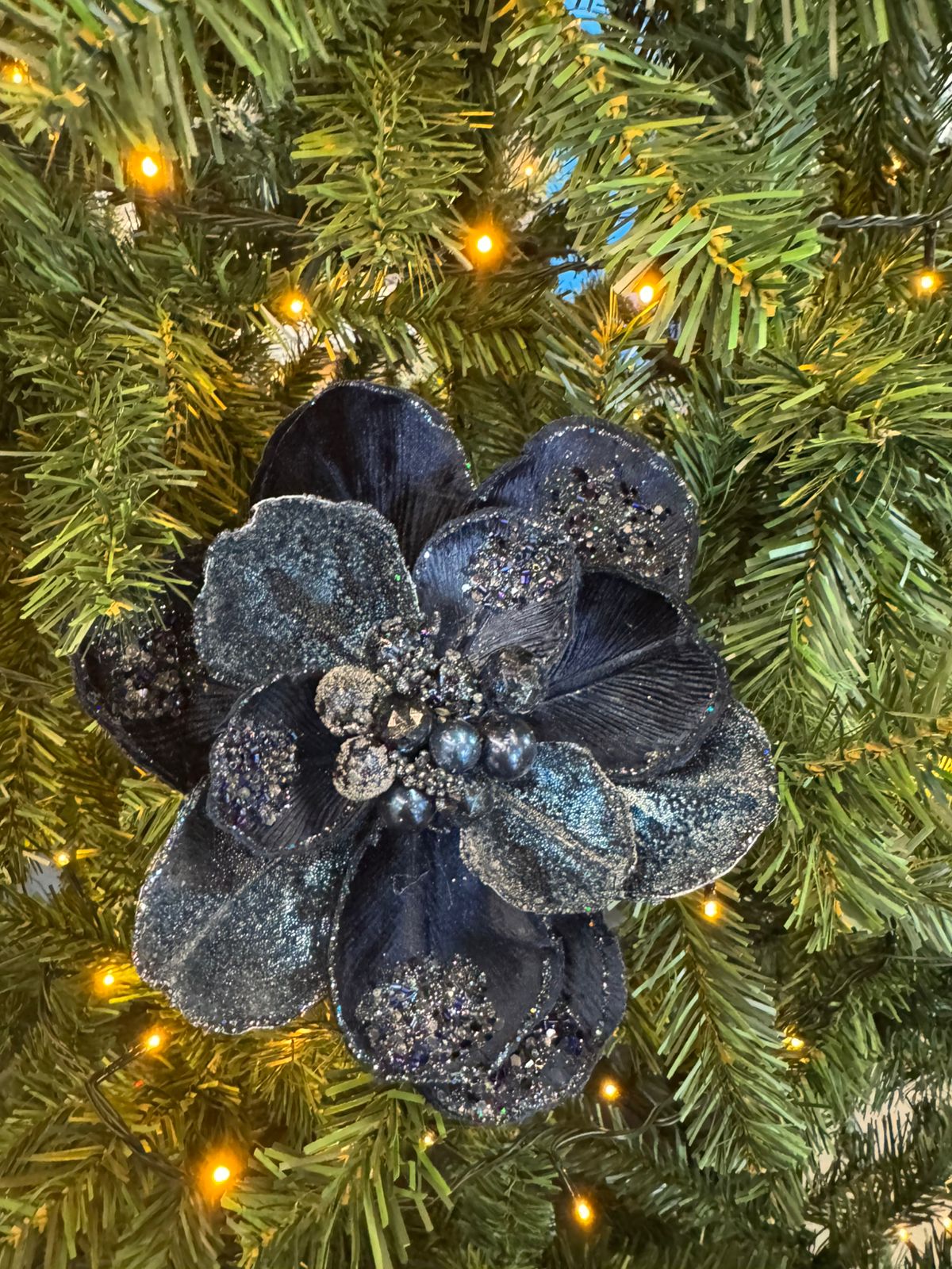 Flower magnolia stem midnight blue