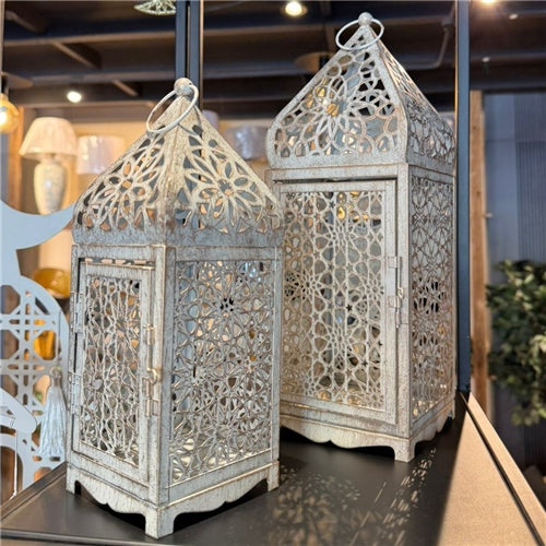 Metal lanterns set beige